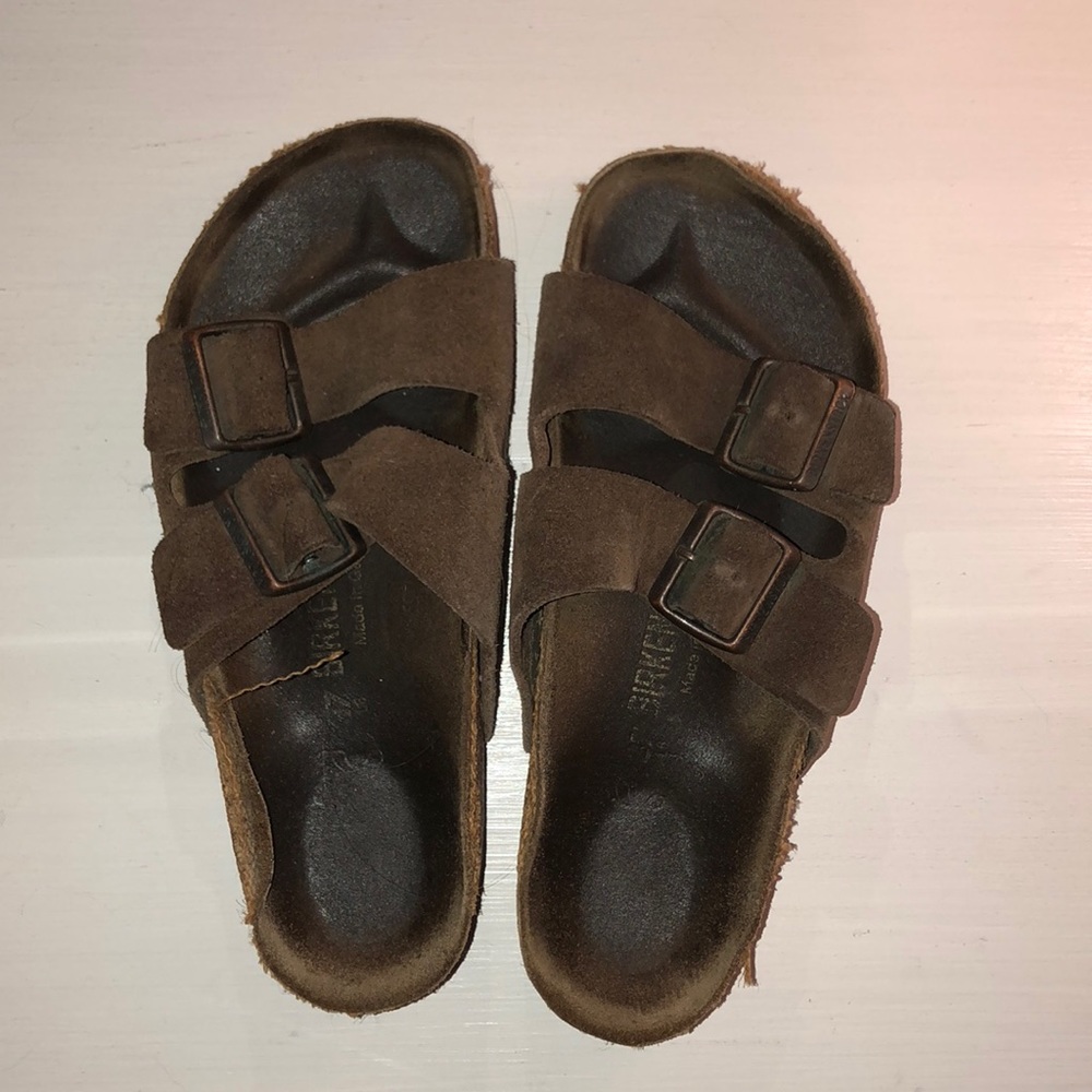 Brown “Arizona” Birkenstocks